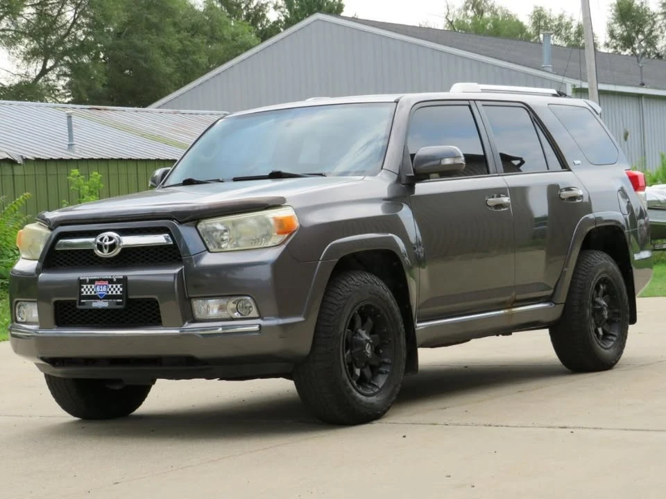 2011 Toyota 4Runner 5th Gen - Image 10 of 20