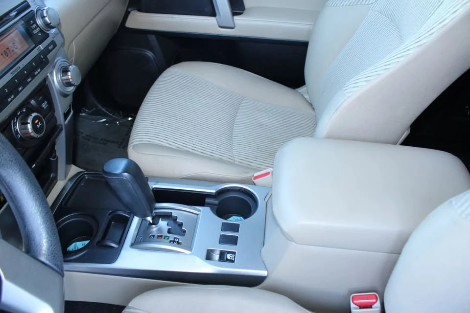 2011 Toyota 4Runner 5th Gen - Image 14 of 20
