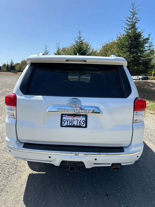 2011 Toyota 4Runner 5th Gen - Image 6 of 19
