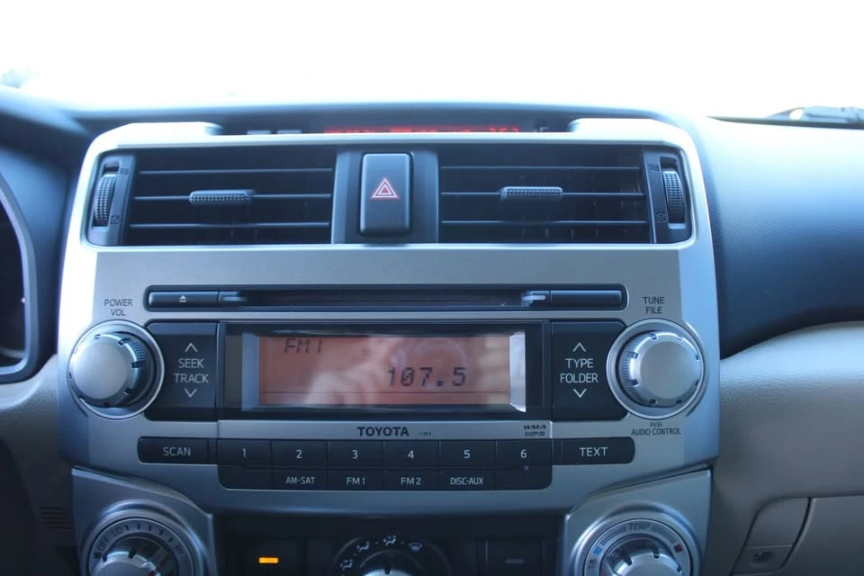 2011 Toyota 4Runner 5th Gen - Image 11 of 20