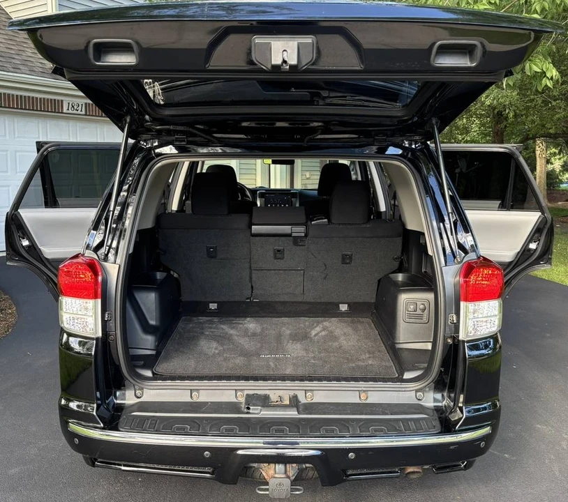2011 Toyota 4Runner 5th Gen - Image 8 of 16