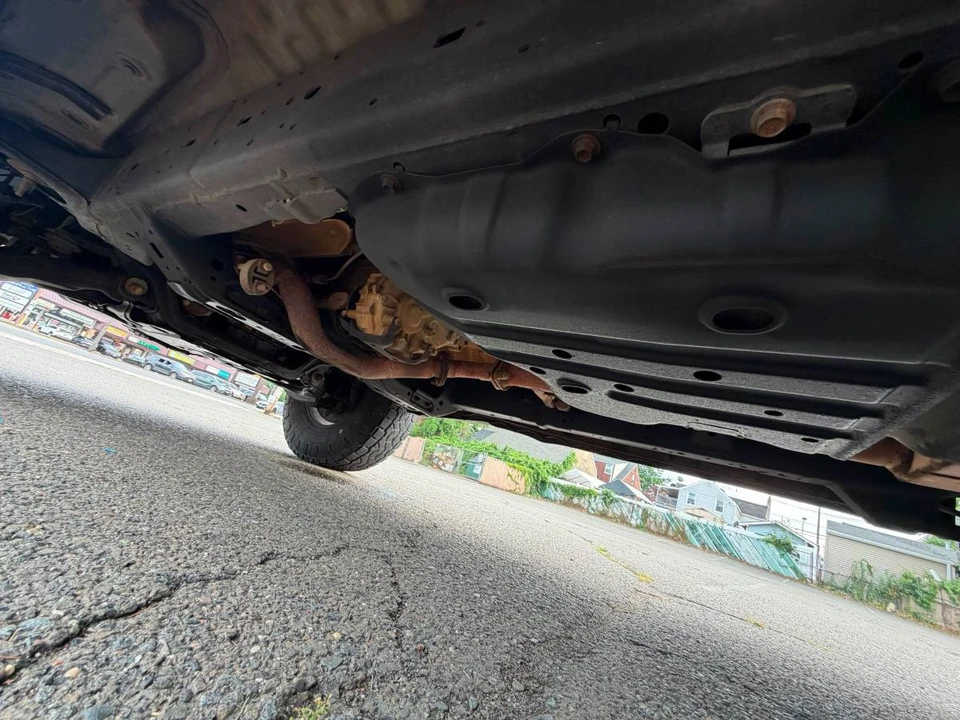 2011 Toyota 4Runner 5th Gen - Image 14 of 15
