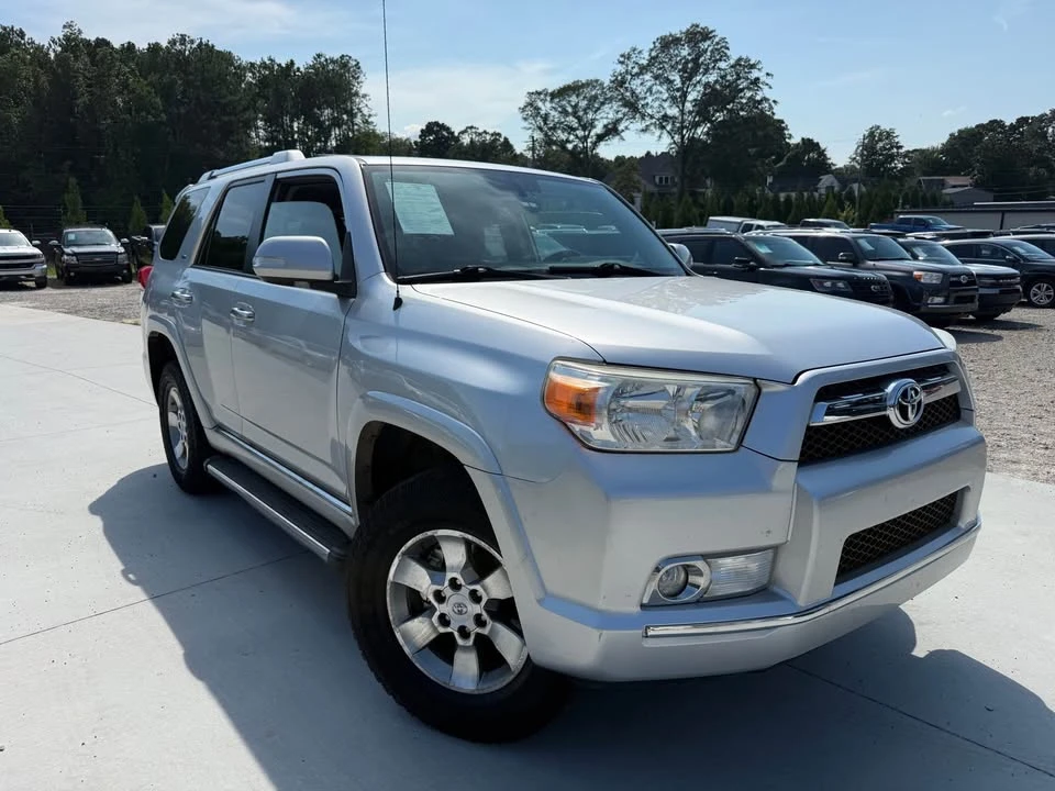 2011 Toyota 4Runner 5th Gen - Image 3 of 18