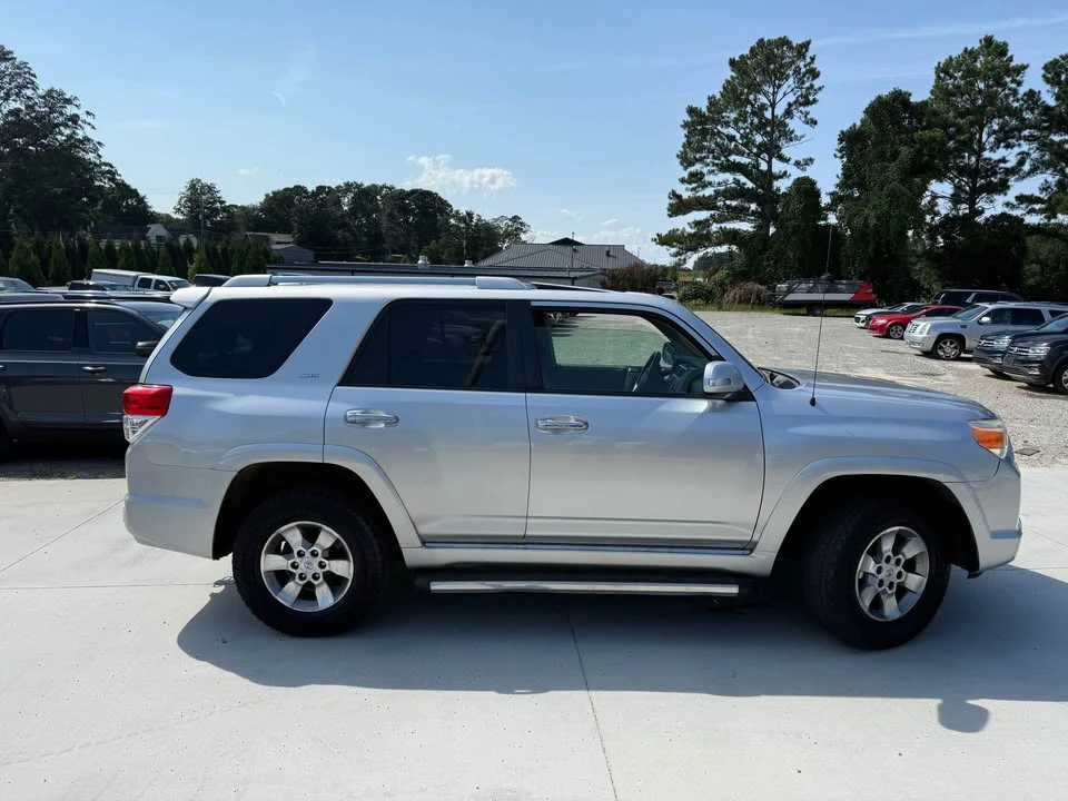 2011 Toyota 4Runner 5th Gen - Image 4 of 18