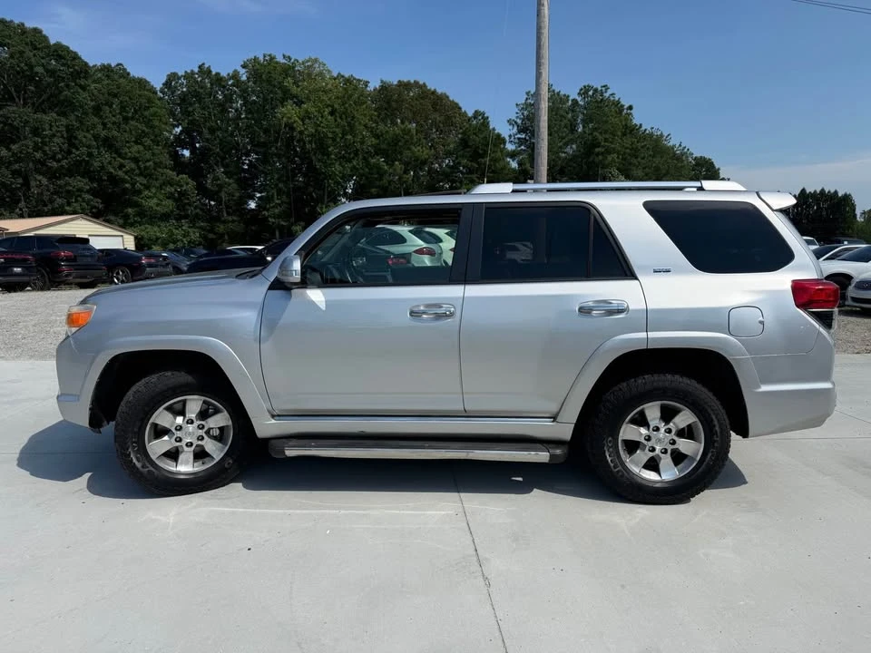 2011 Toyota 4Runner 5th Gen - Image 8 of 18