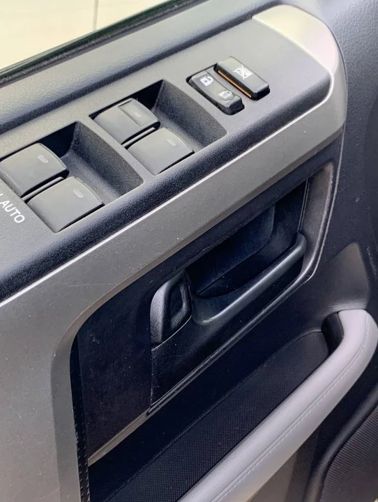 2011 Toyota 4Runner 5th Gen - Image 13 of 24