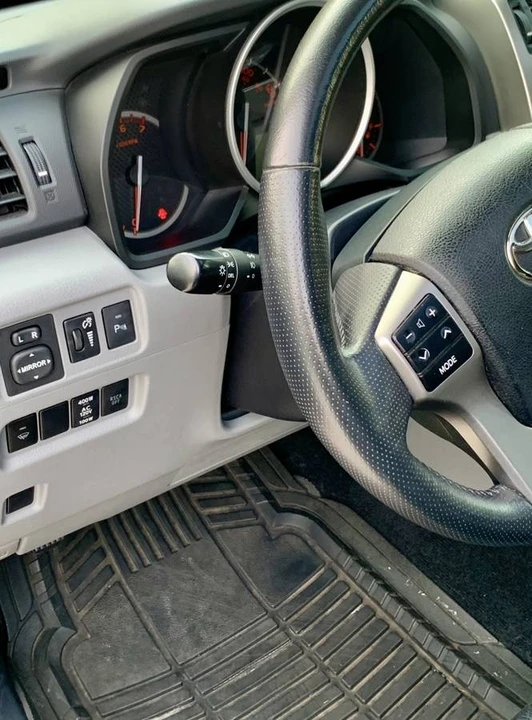 2011 Toyota 4Runner 5th Gen - Image 12 of 24