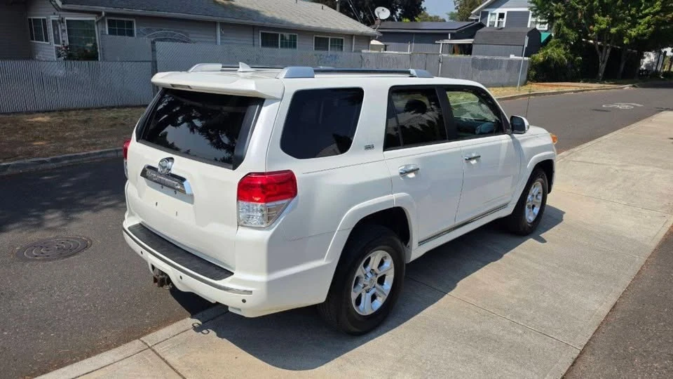 2011 Toyota 4Runner 5th Gen - Image 6 of 14