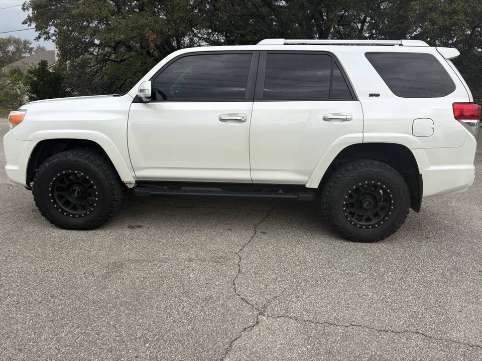 2011 Toyota 4Runner 5th Gen - Image 8 of 20