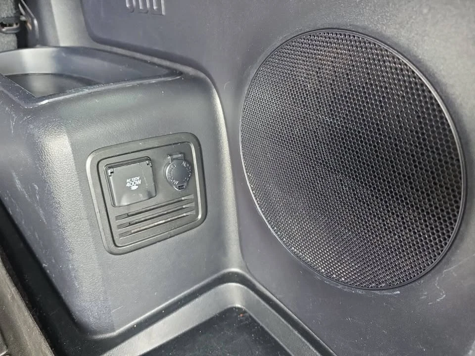 2011 Toyota 4Runner 5th Gen - Image 13 of 20