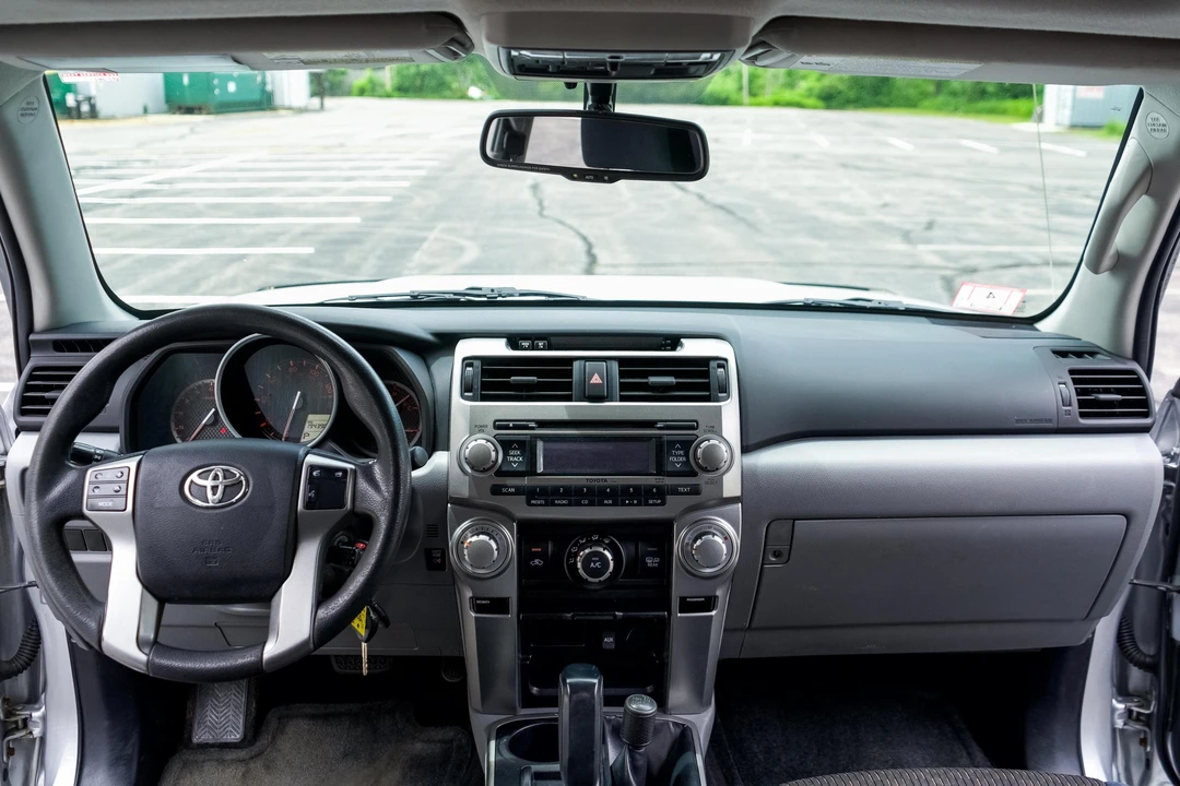 2011 Toyota 4Runner 5th Gen - Image 20 of 31