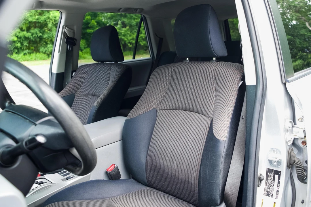 2011 Toyota 4Runner 5th Gen - Image 21 of 31