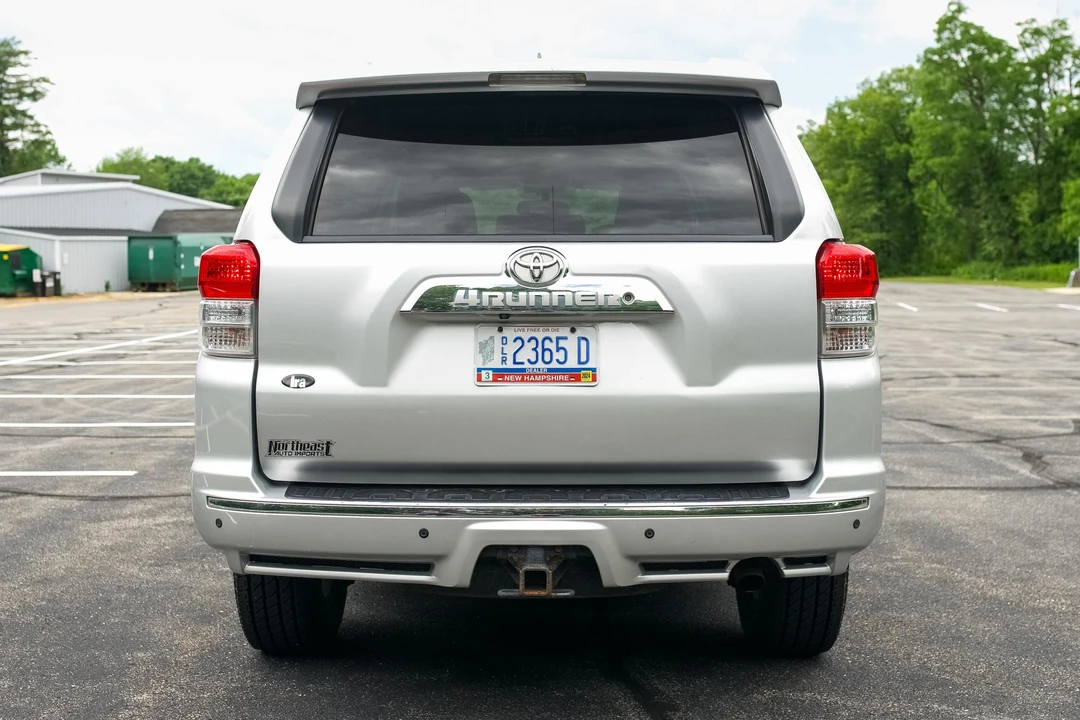2011 Toyota 4Runner 5th Gen - Image 5 of 31