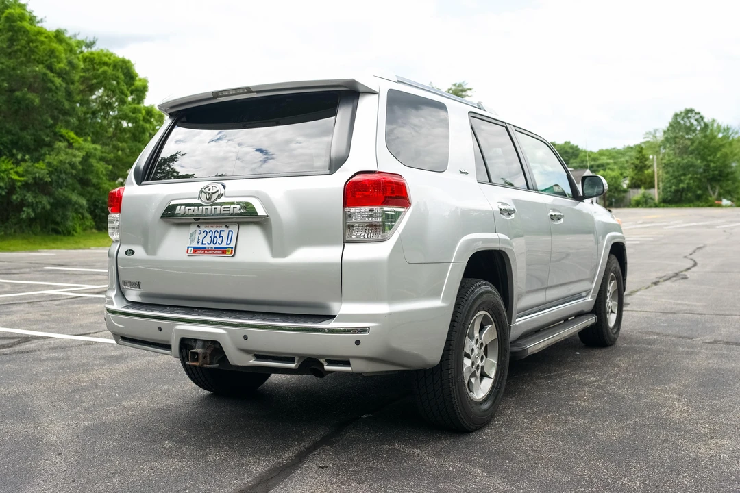 2011 Toyota 4Runner 5th Gen - Image 8 of 31
