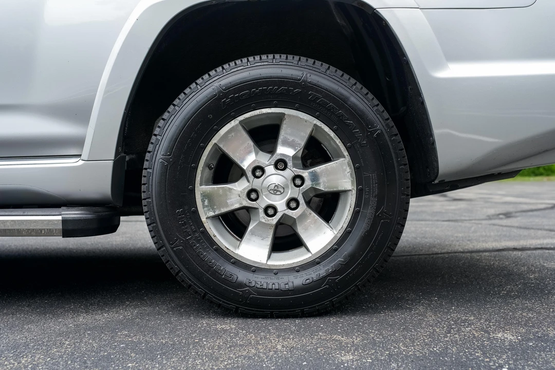 2011 Toyota 4Runner 5th Gen - Image 17 of 31