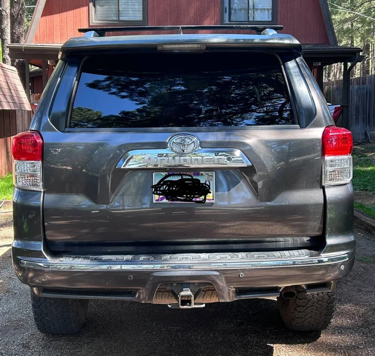 2011 Toyota 4Runner 5th Gen - Image 4 of 10