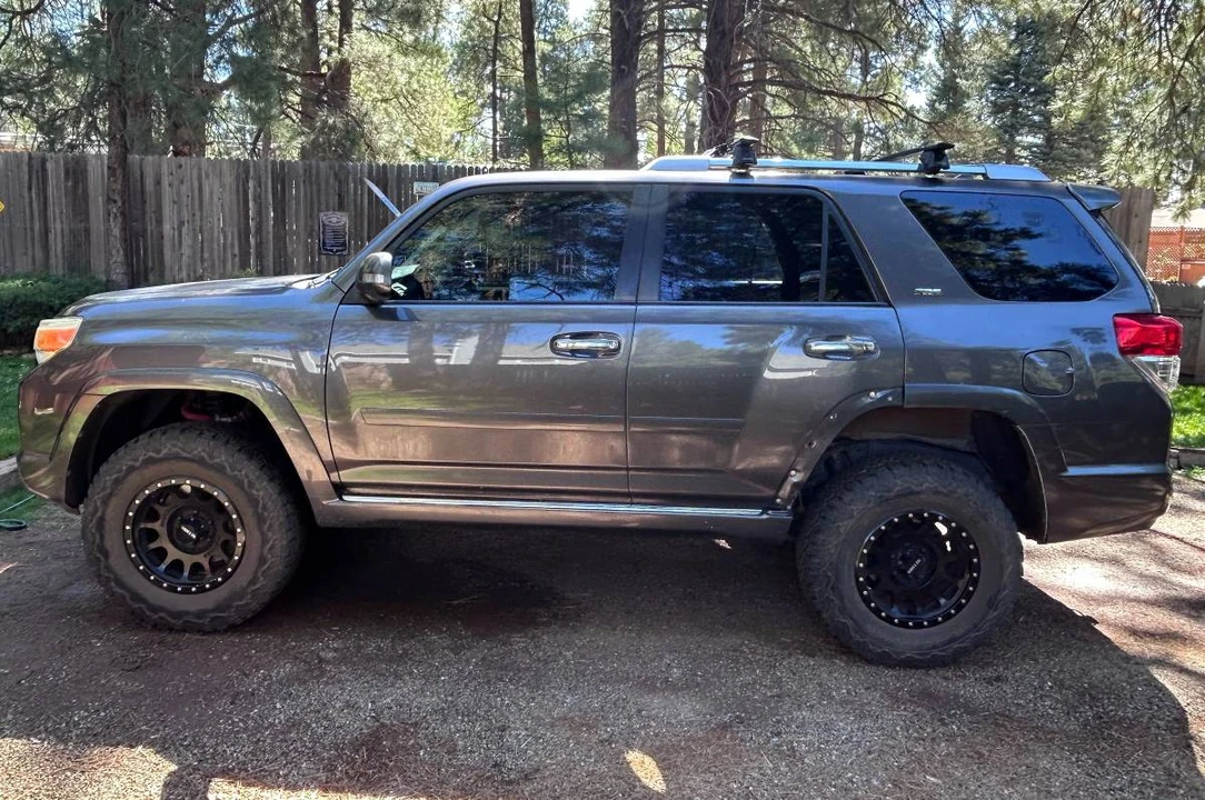 2011 Toyota 4Runner 5th Gen - Image 3 of 10
