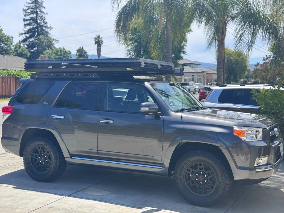2011 Toyota 4Runner 5th Gen - Image 10 of 18