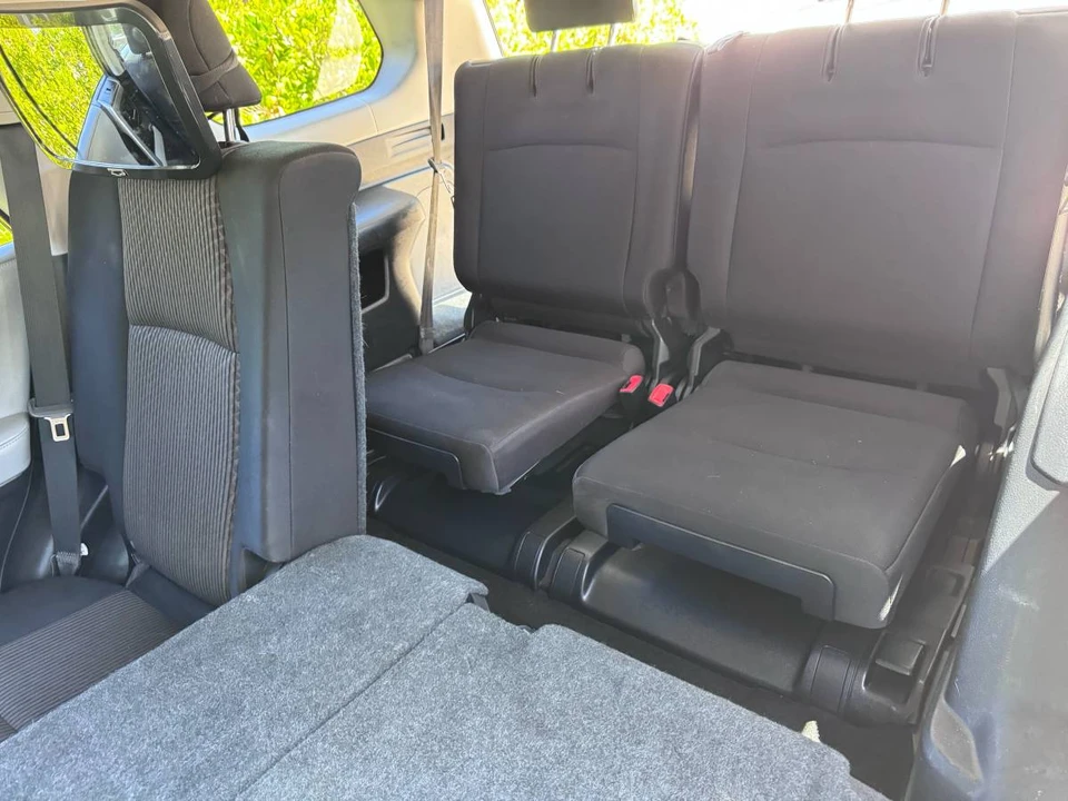 2011 Toyota 4Runner 5th Gen - Image 13 of 18