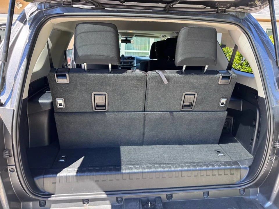 2011 Toyota 4Runner 5th Gen - Image 11 of 18