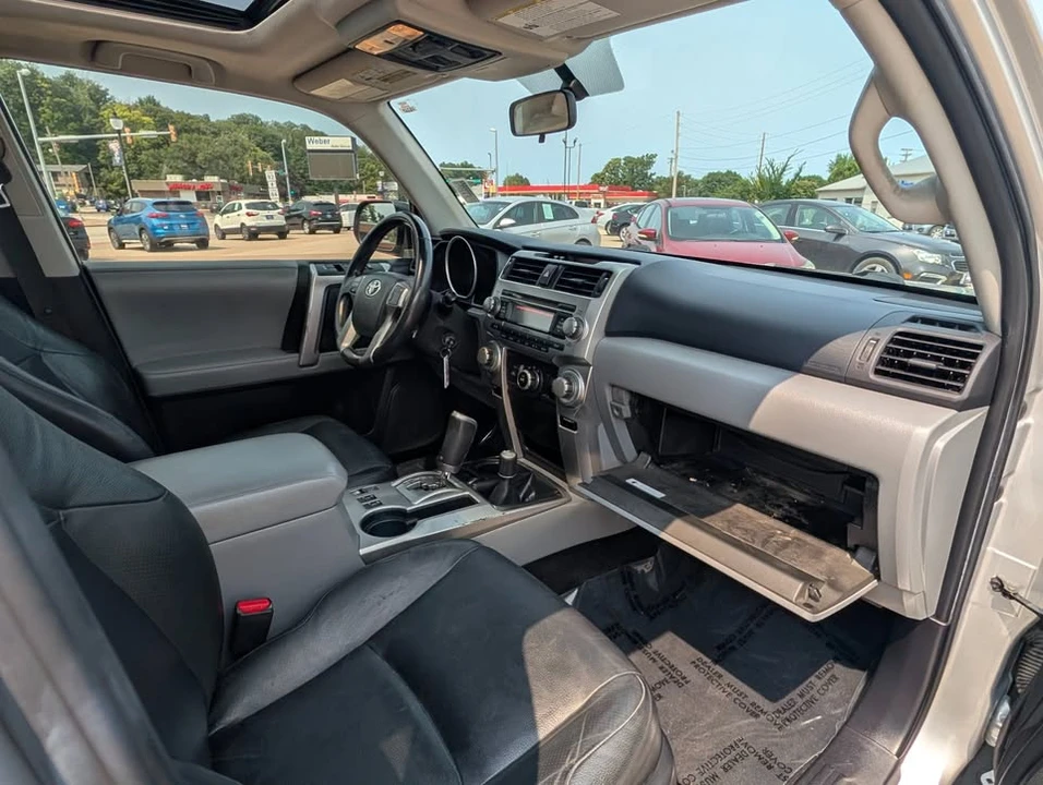 2011 Toyota 4Runner 5th Gen - Image 16 of 20