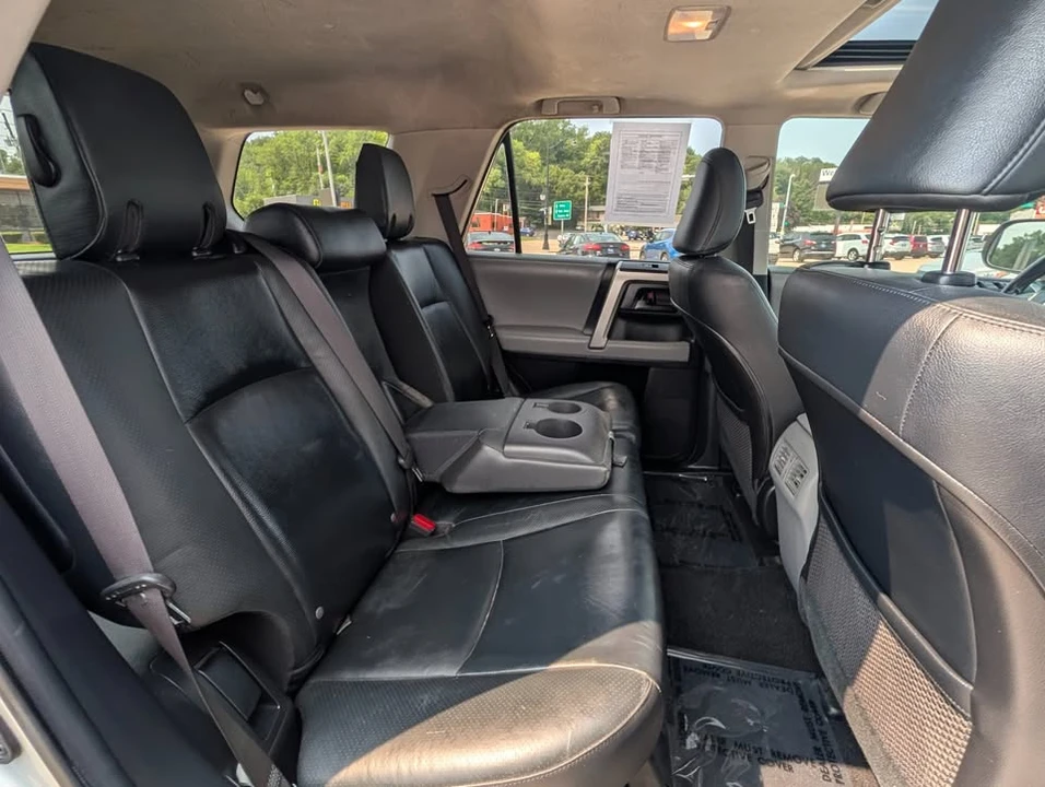 2011 Toyota 4Runner 5th Gen - Image 17 of 20