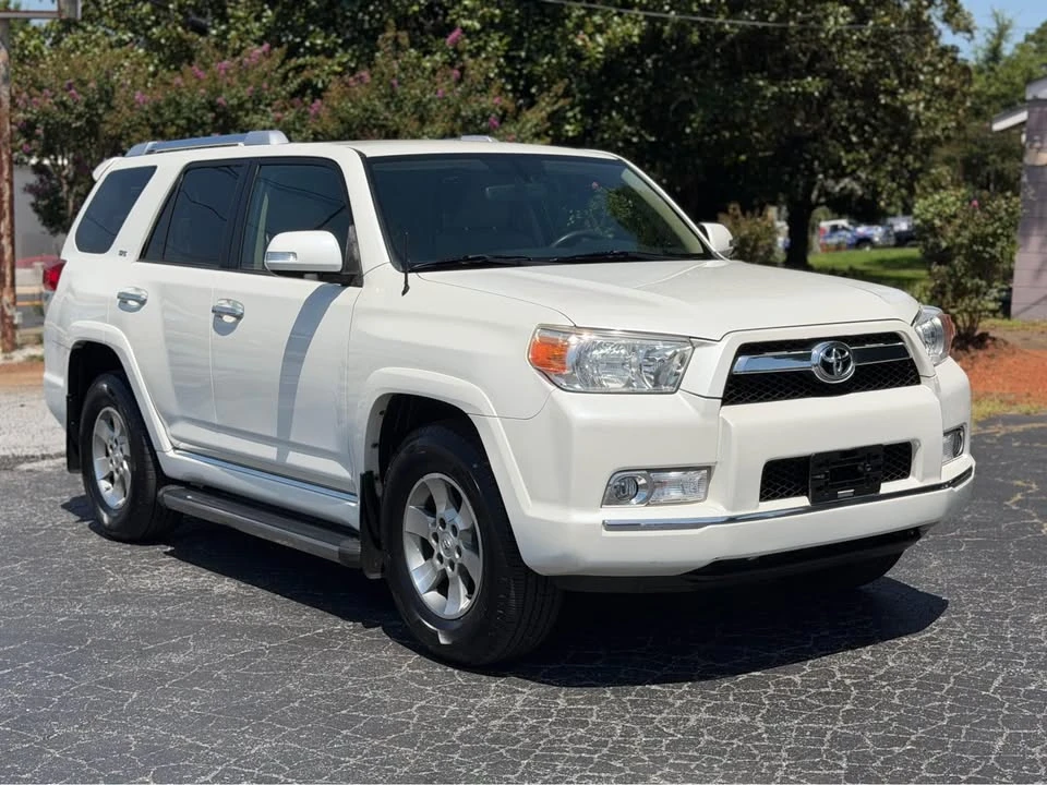 2011 Toyota 4Runner 5th Gen - Image 3 of 11