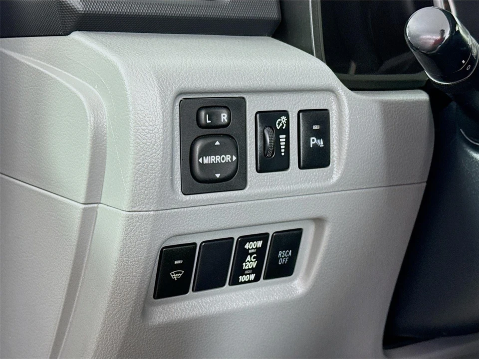 2011 Toyota 4Runner 5th Gen - Image 8 of 21