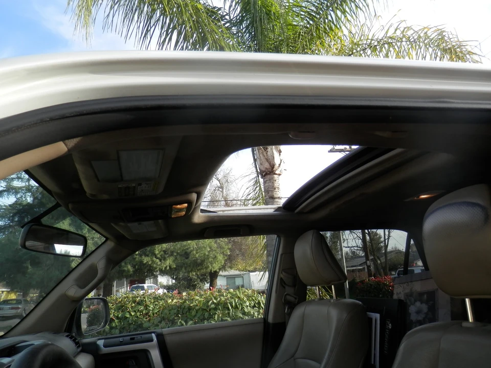 2011 Toyota 4Runner 5th Gen - Image 6 of 21