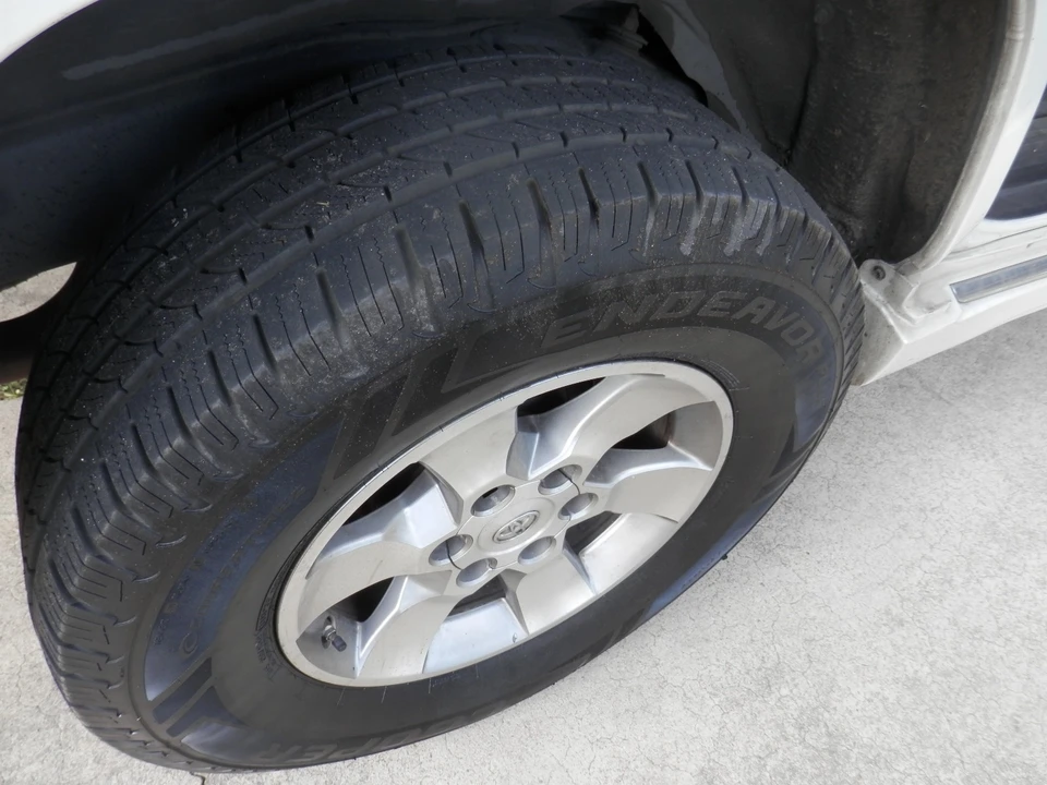 2011 Toyota 4Runner 5th Gen - Image 16 of 21