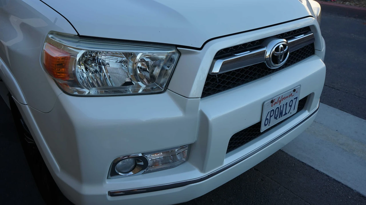 2011 Toyota 4Runner 5th Gen - Image 21 of 31