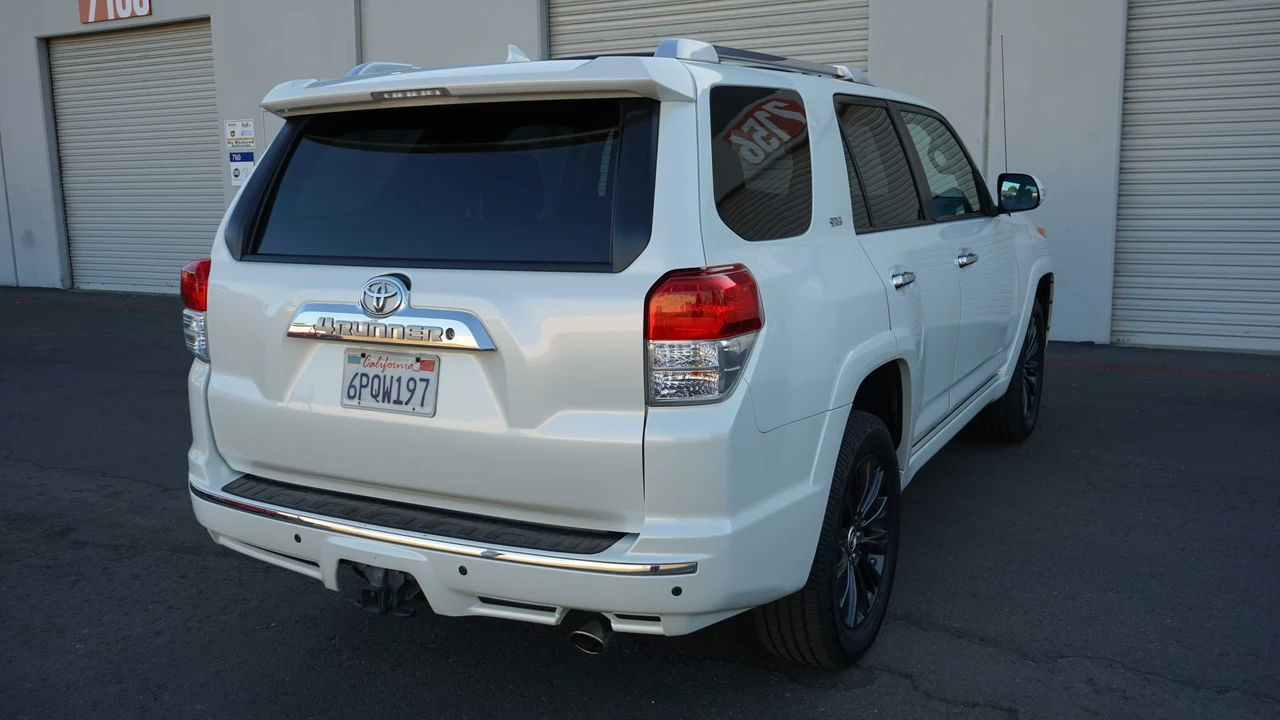 2011 Toyota 4Runner 5th Gen - Image 13 of 31