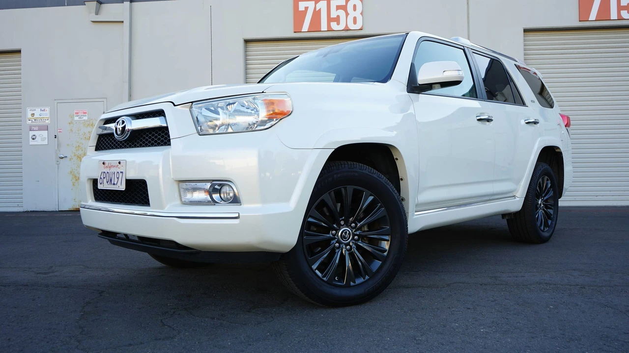 2011 Toyota 4Runner 5th Gen - Image 6 of 31