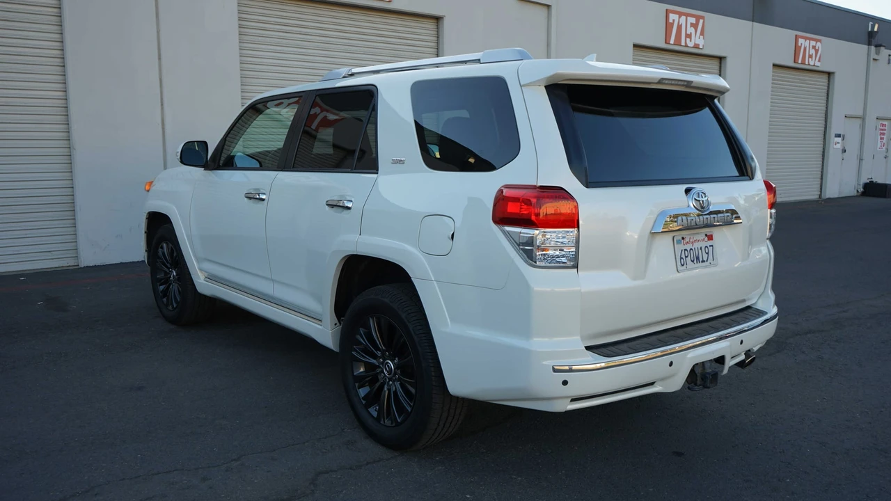 2011 Toyota 4Runner 5th Gen - Image 8 of 31