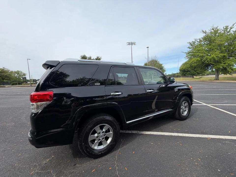 2011 Toyota 4Runner 5th Gen - Image 17 of 23