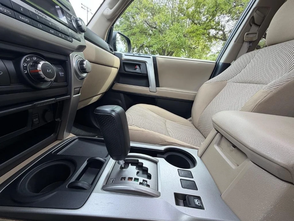 2011 Toyota 4Runner 5th Gen - Image 7 of 23
