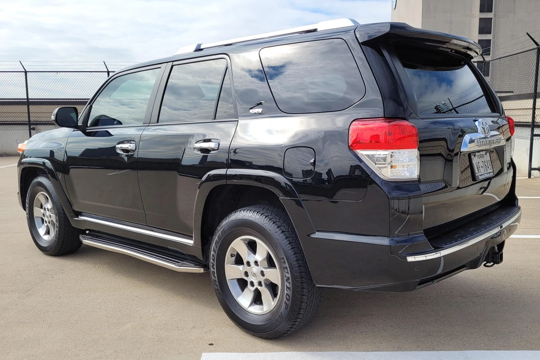 2011 Toyota 4Runner 5th Gen - Image 4 of 12