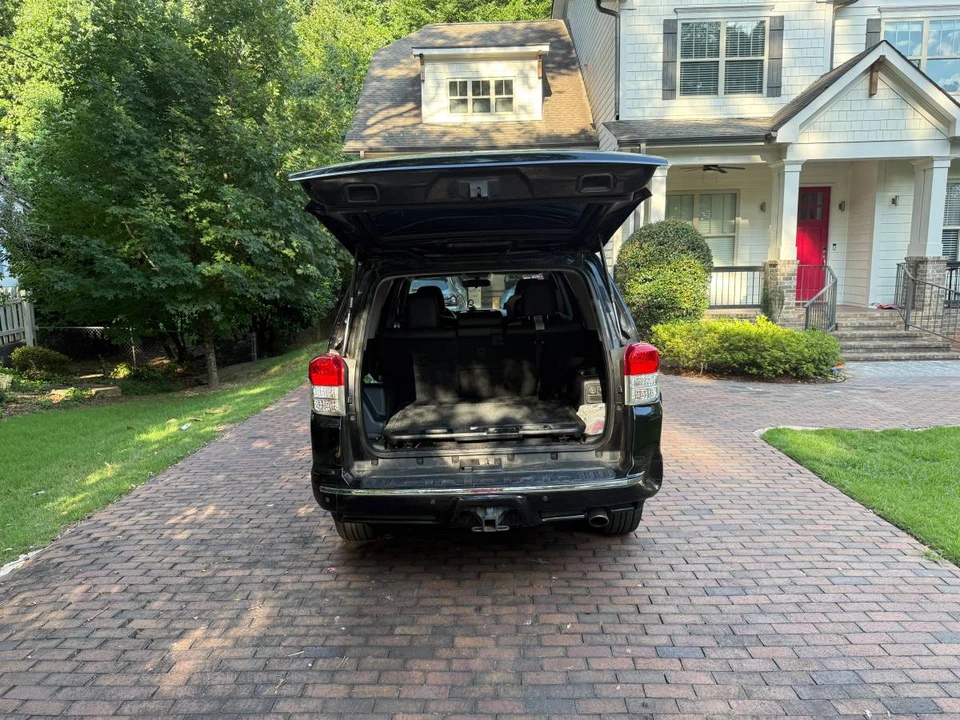 2011 Toyota 4Runner 5th Gen - Image 6 of 10
