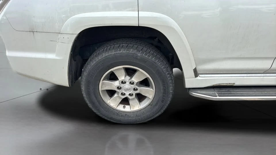 2011 Toyota 4Runner 5th Gen - Image 15 of 17