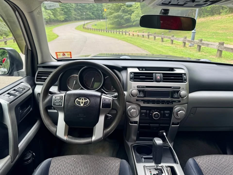 2011 Toyota 4Runner 5th Gen - Image 12 of 19