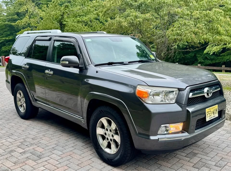 2011 Toyota 4Runner 5th Gen - Image 2 of 19