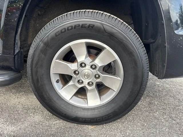 2011 Toyota 4Runner 5th Gen - Image 10 of 13
