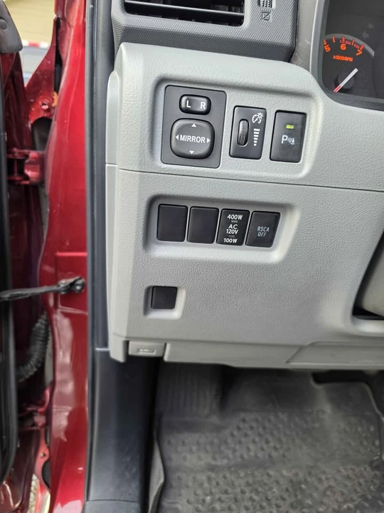2011 Toyota 4Runner 5th Gen - Image 11 of 13