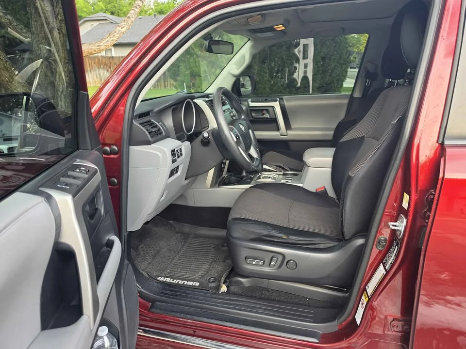 2011 Toyota 4Runner 5th Gen - Image 5 of 13