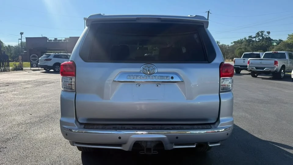 2011 Toyota 4Runner 5th Gen - Image 6 of 16