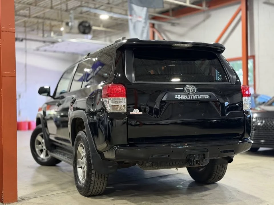 2011 Toyota 4Runner 5th Gen - Image 10 of 20