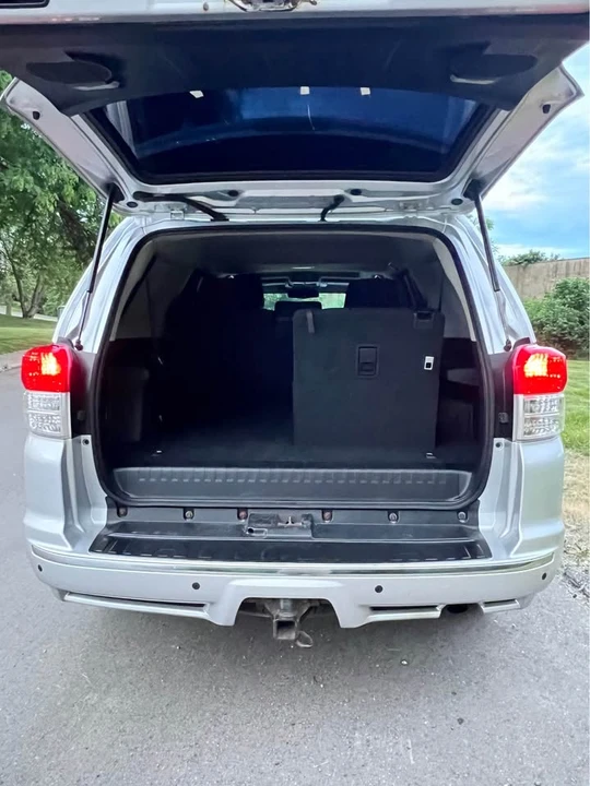 2011 Toyota 4Runner 5th Gen - Image 6 of 12