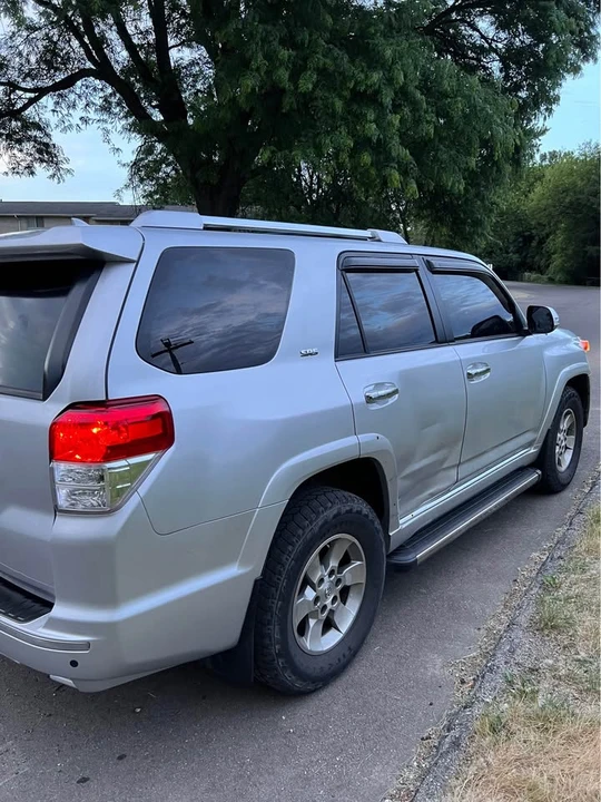 2011 Toyota 4Runner 5th Gen - Image 3 of 12