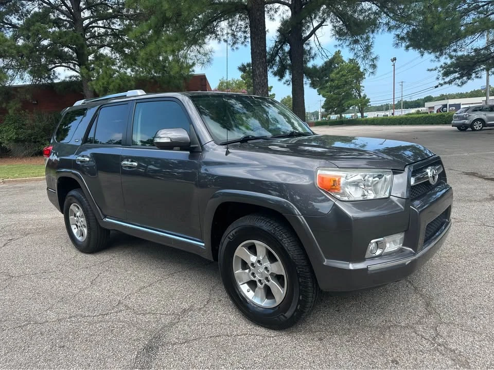 2011 Toyota 4Runner 5th Gen - Image 5 of 11