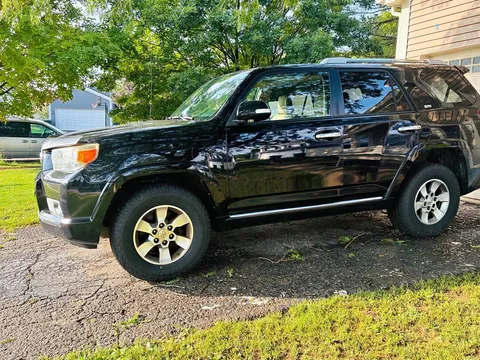 2011 Toyota 4Runner SR5 Premium Sport Utility 4D